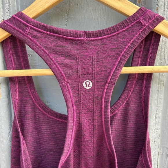 Lululemon purple swiftly tech racer back, size 4 - Picture 6 of 9